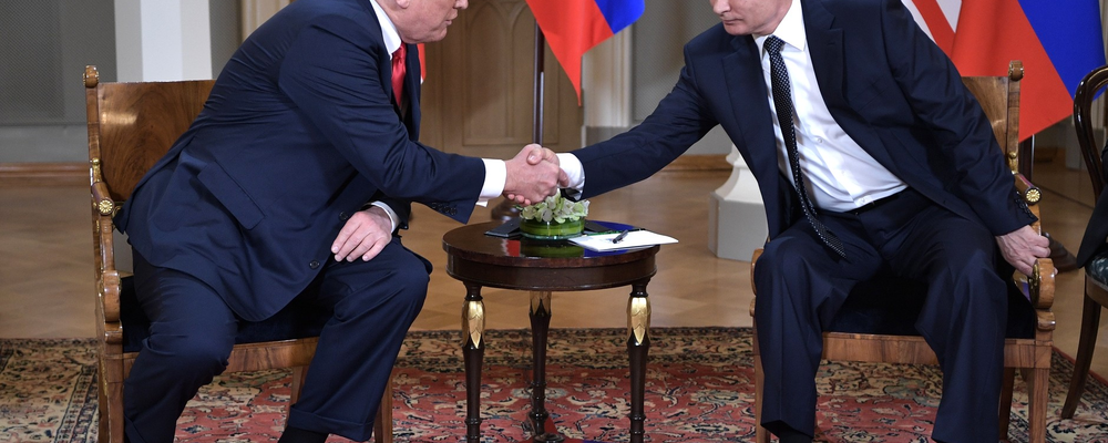 Рукопожатие Путина и Трампа в Хельсинки.