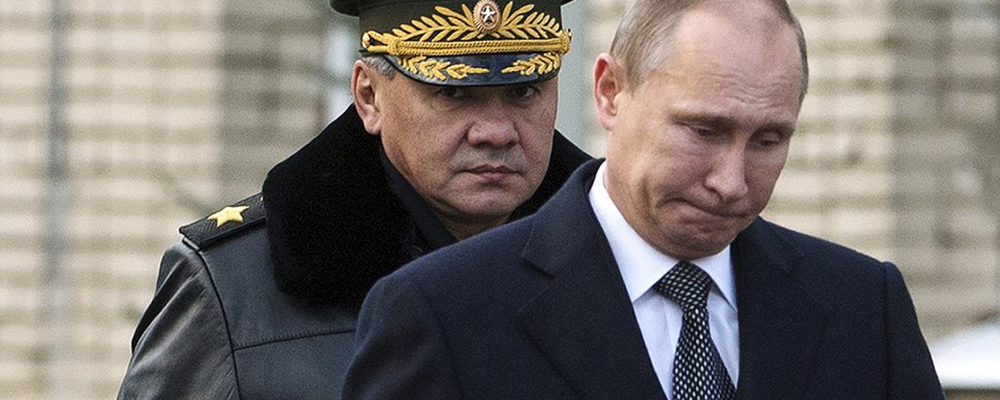 Шойгу за спиной Путина