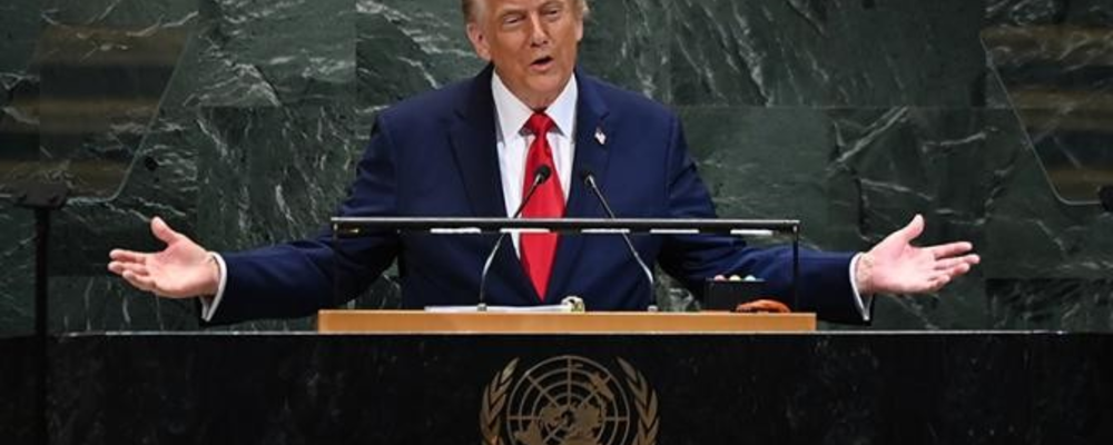 Трамп разводит руками