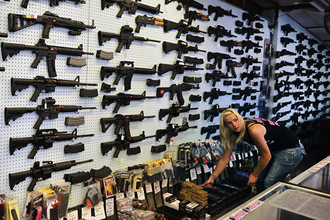 США завалены оружием